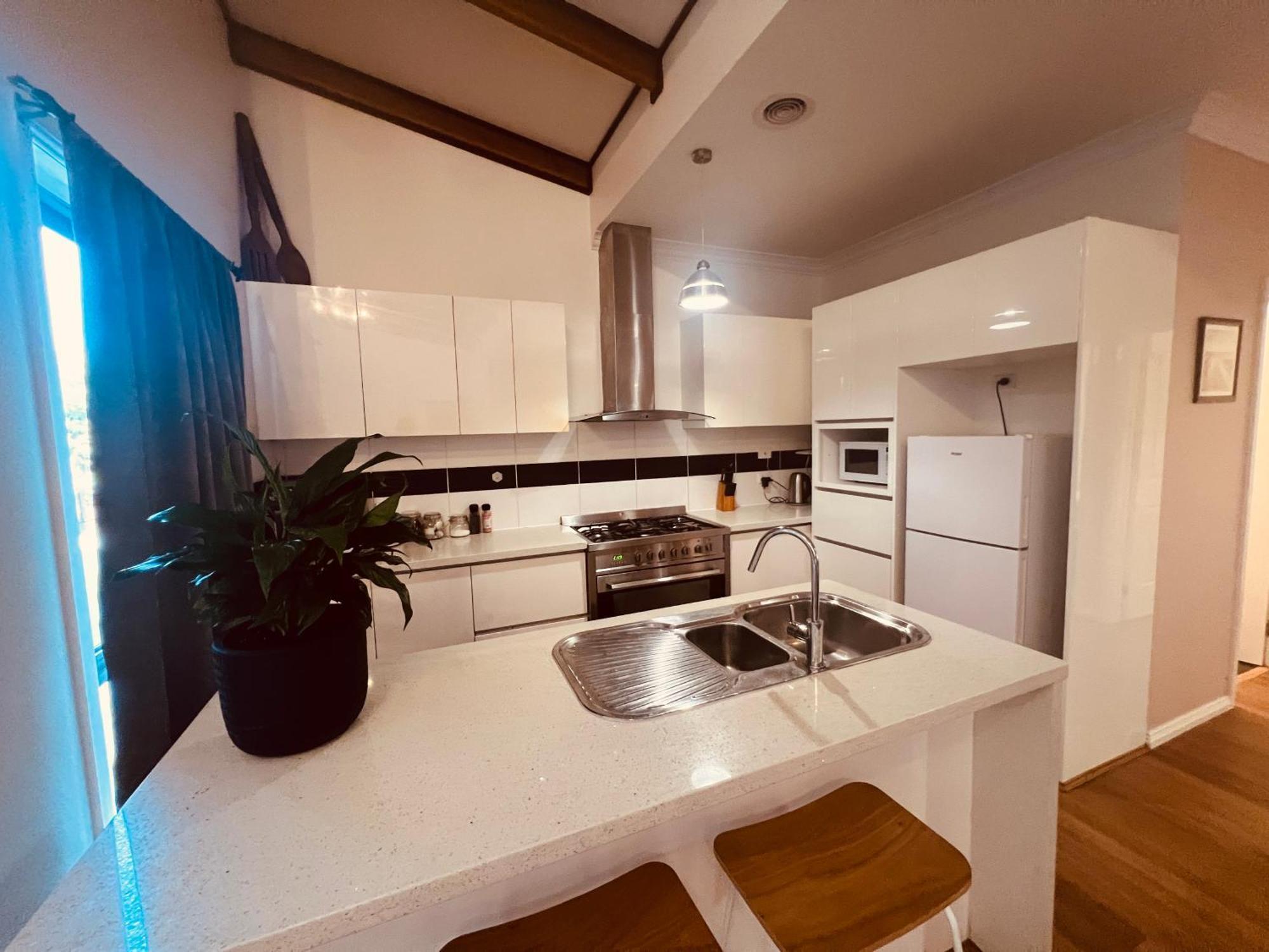 Cosy 4Br Home 15 Minutes Away From Melbourne Airport St Albans Buitenkant foto