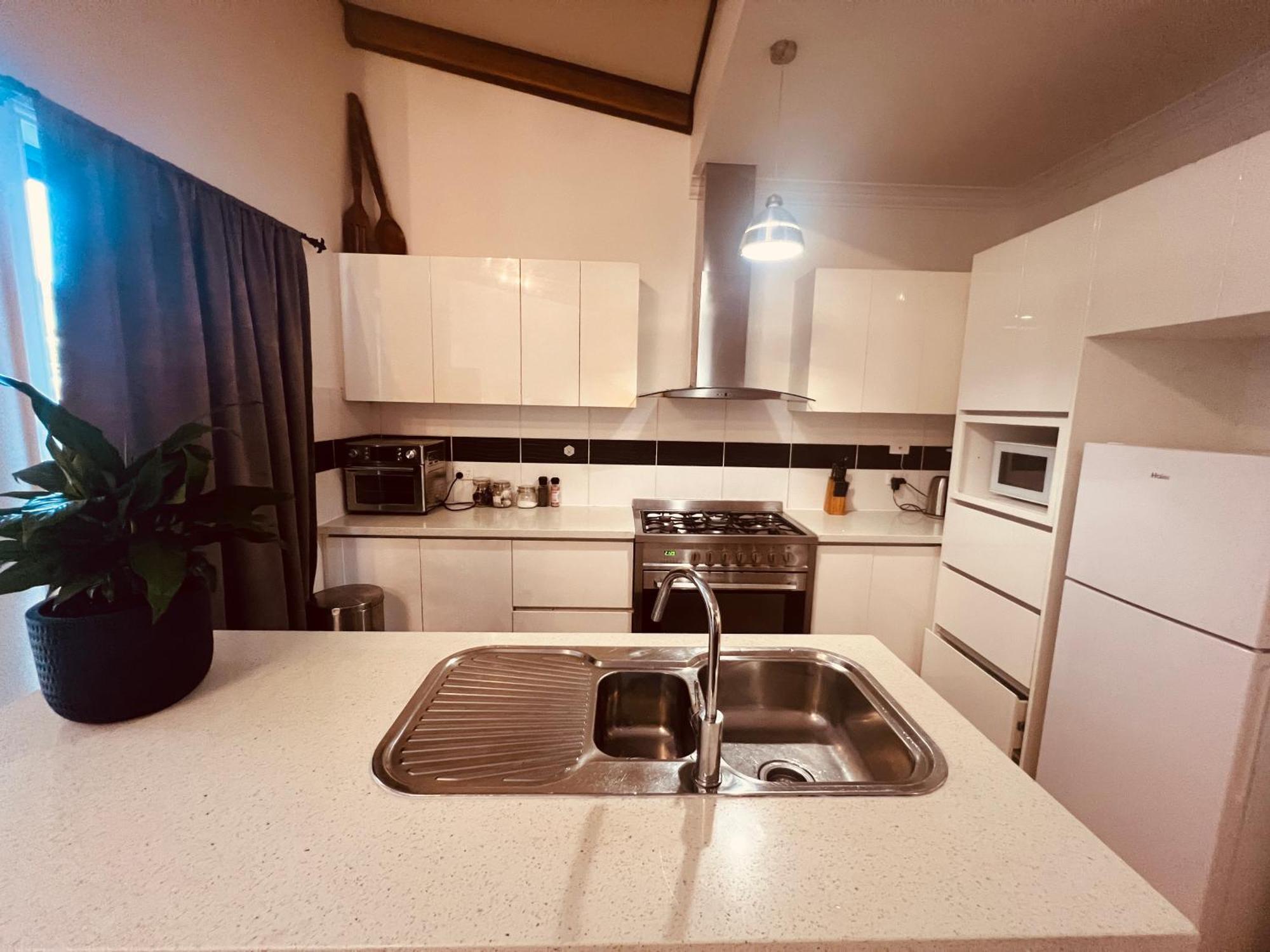 Cosy 4Br Home 15 Minutes Away From Melbourne Airport St Albans Buitenkant foto