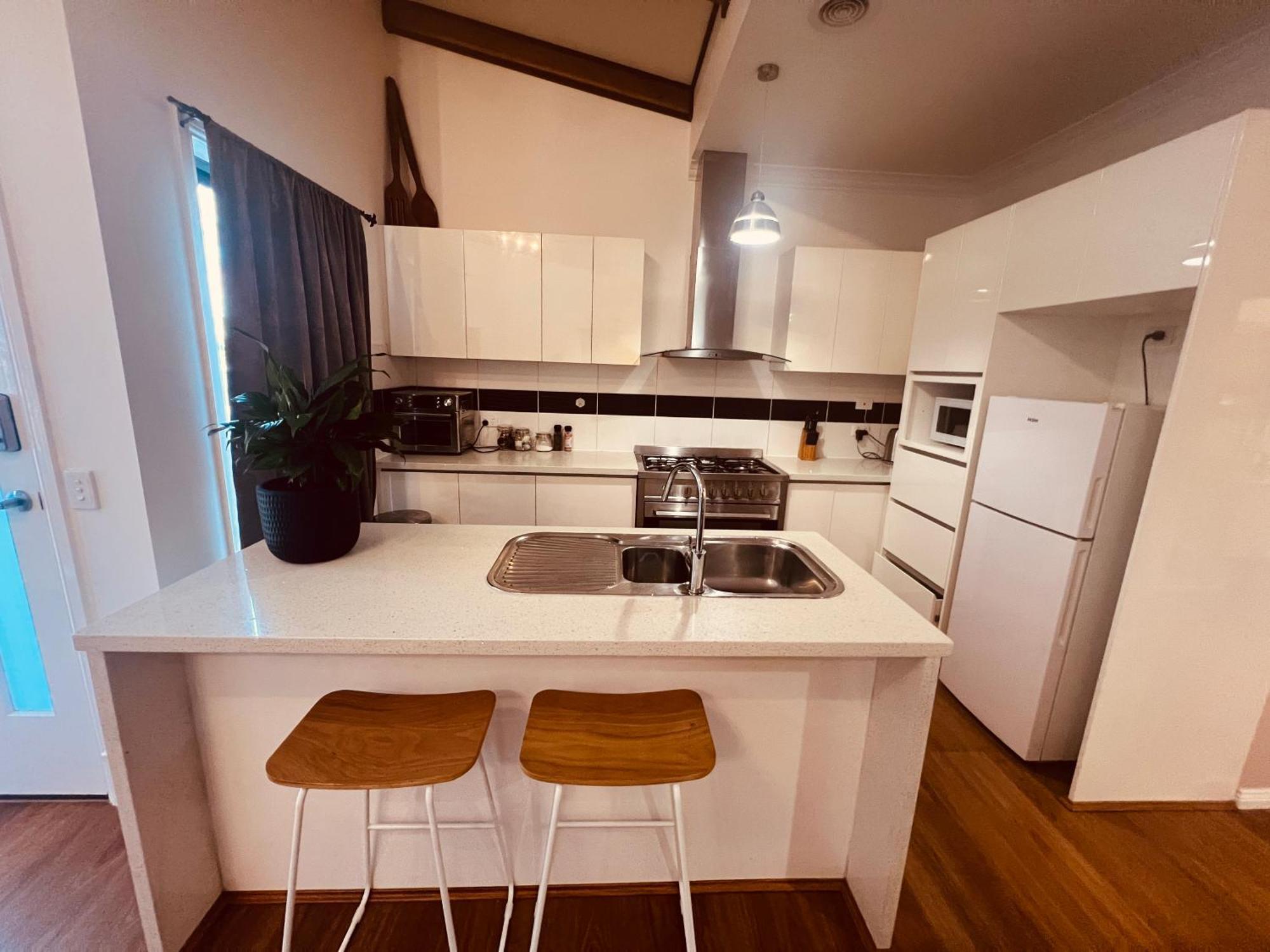 Cosy 4Br Home 15 Minutes Away From Melbourne Airport St Albans Buitenkant foto