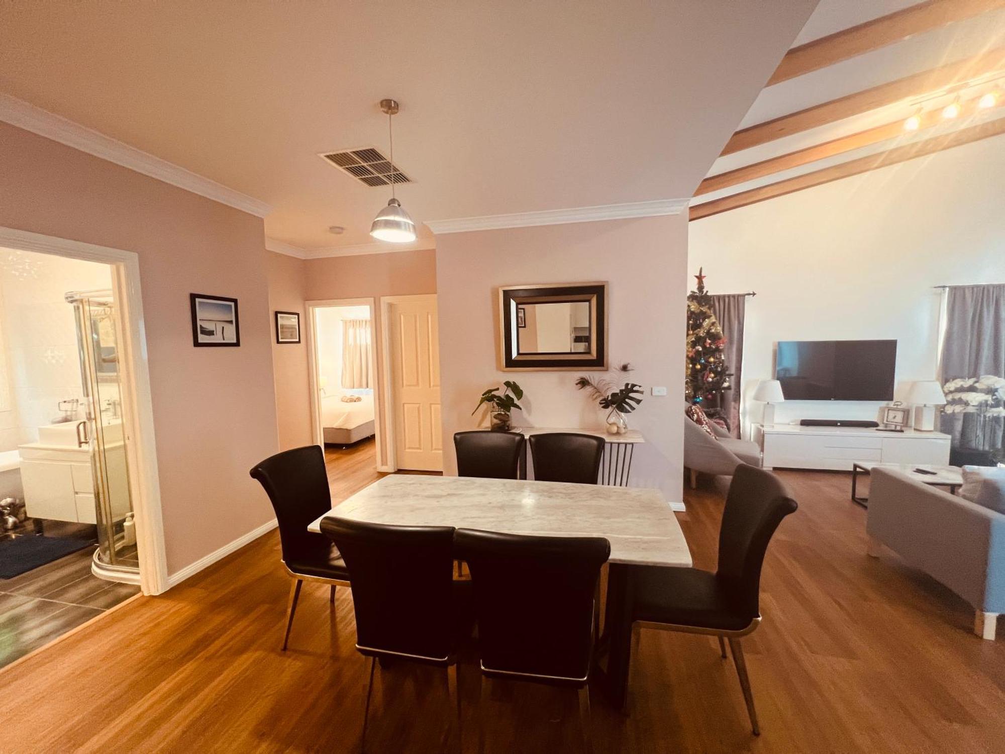 Cosy 4Br Home 15 Minutes Away From Melbourne Airport St Albans Buitenkant foto